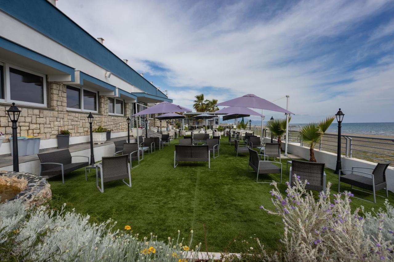 Anxur Village Camping Terracina Eksteriør billede